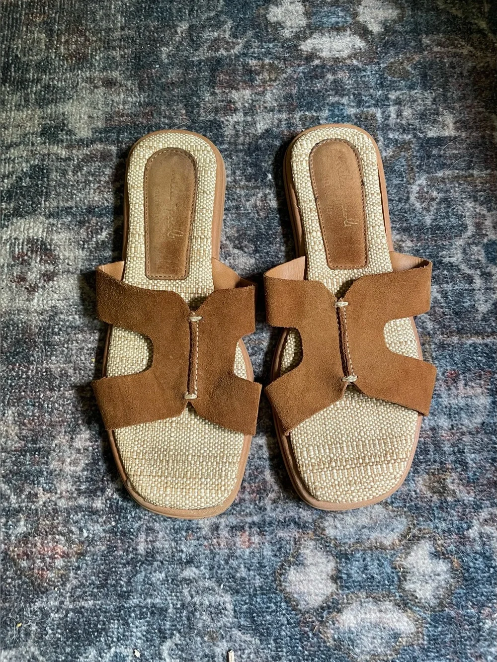 🐻Mila Paoli sandals🐻